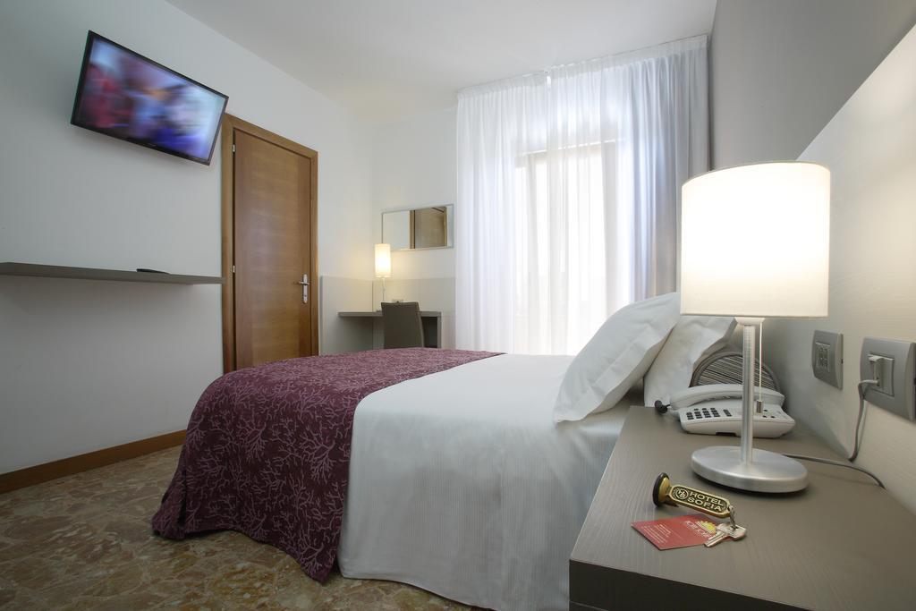 Hotel Sofia Τζεσόλο Λίντο Εξωτερικό φωτογραφία